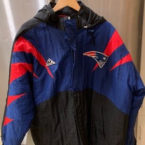 XL Pro Line Apex One New England Patriots Coat